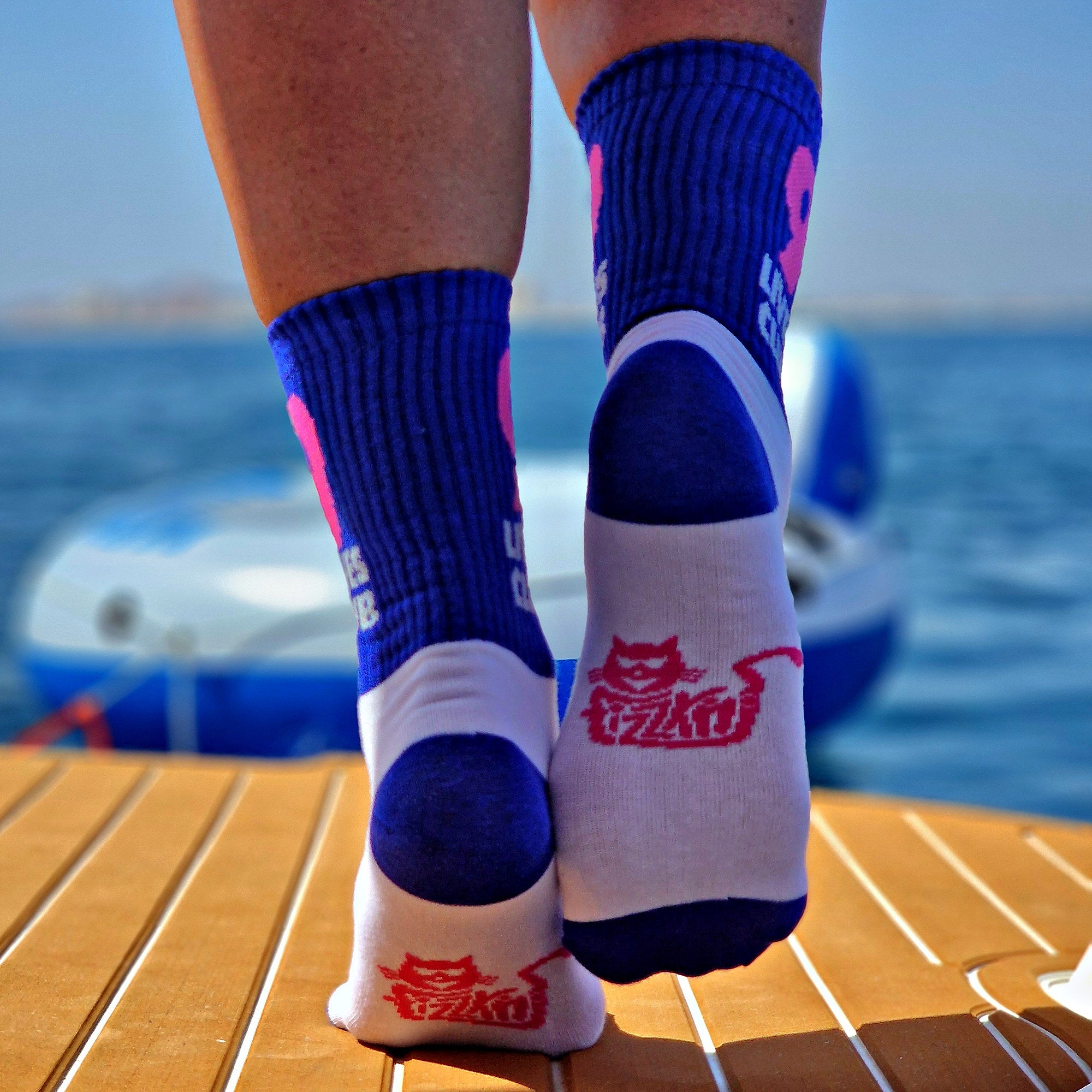 FIZZKINI 9 Lives Club Crew Socks – Blue & White