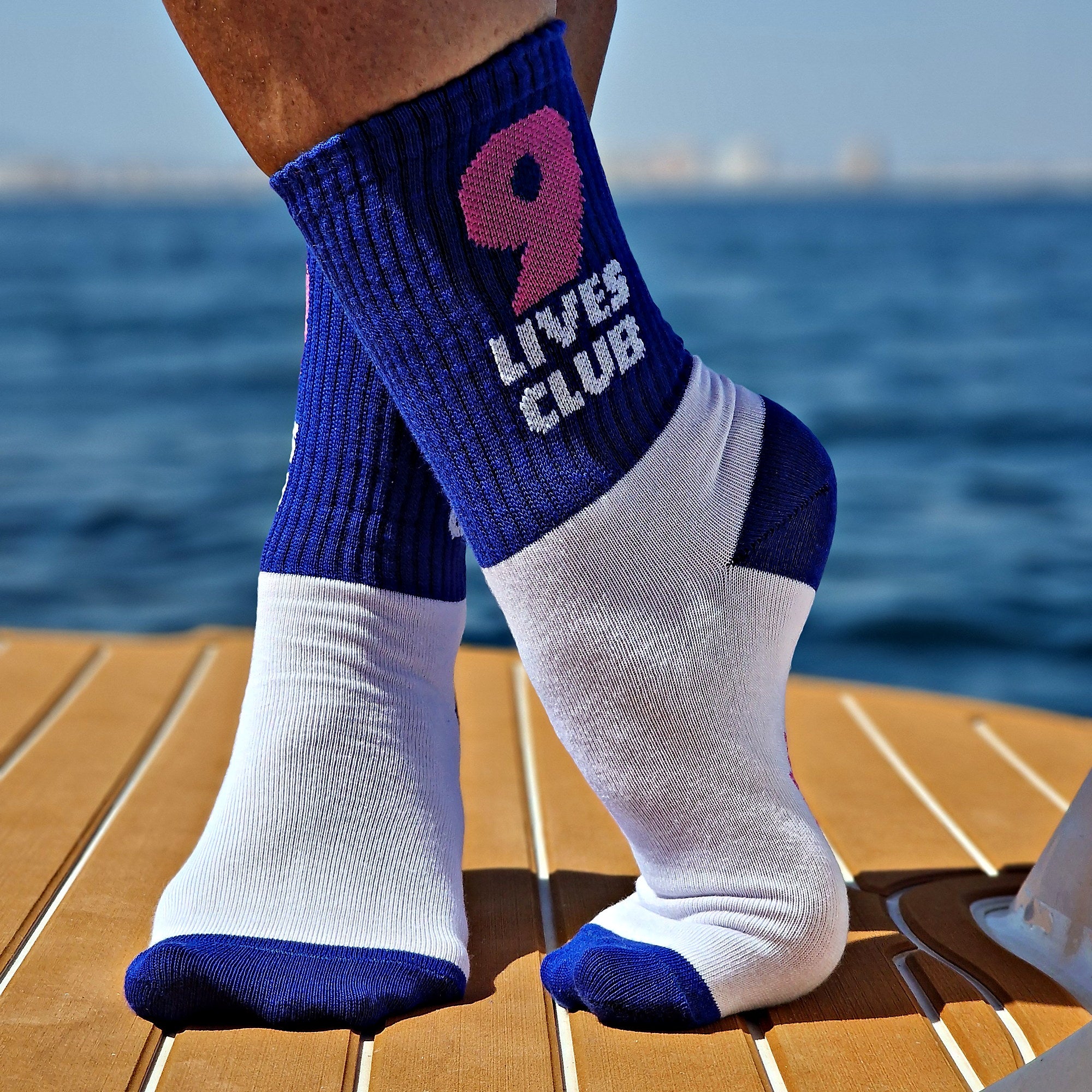 FIZZKINI 9 Lives Club Crew Socks – Blue & White