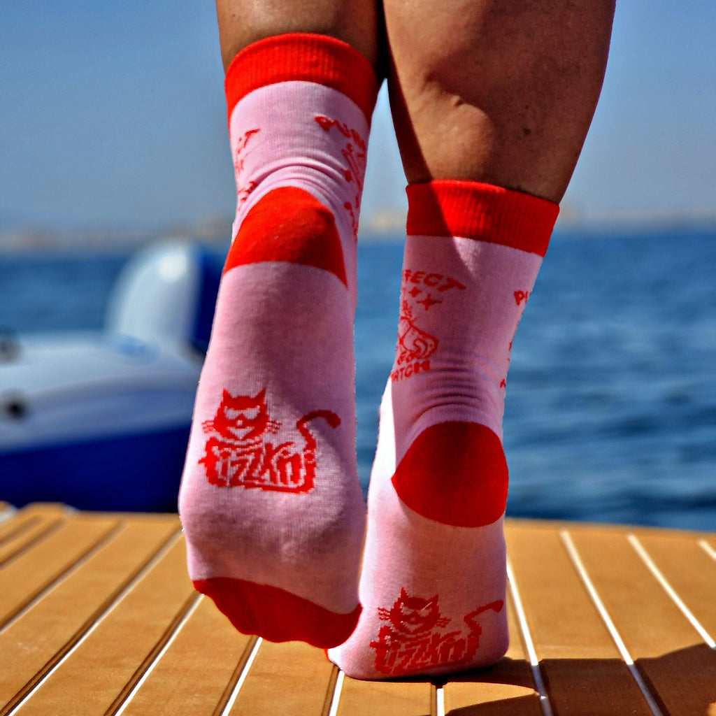 FIZZKINI Purrfect Match Crew Socks – Pink & Red